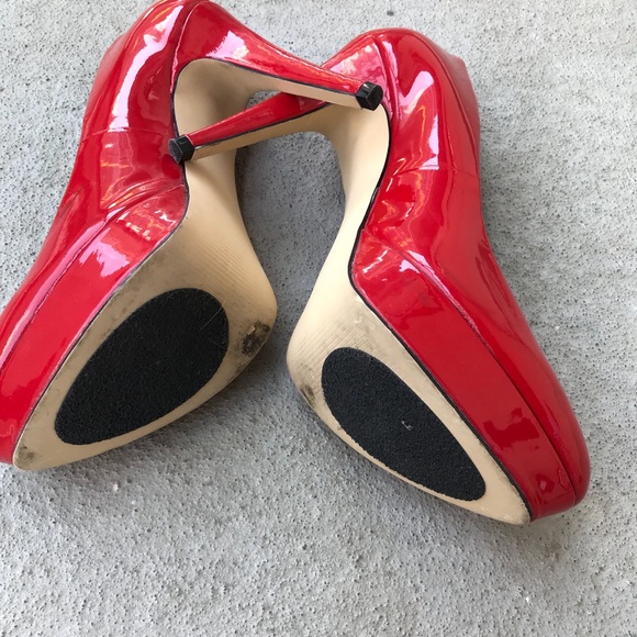 Kenneth Cole Heels - Picture 7 of 7